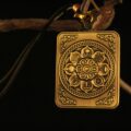 Handcrafted Green-Hued Deity Thangka Pendant Necklace – Traditional Tibetan Buddhist Art Piece, Ideal for Collection & Decoration - Image 3