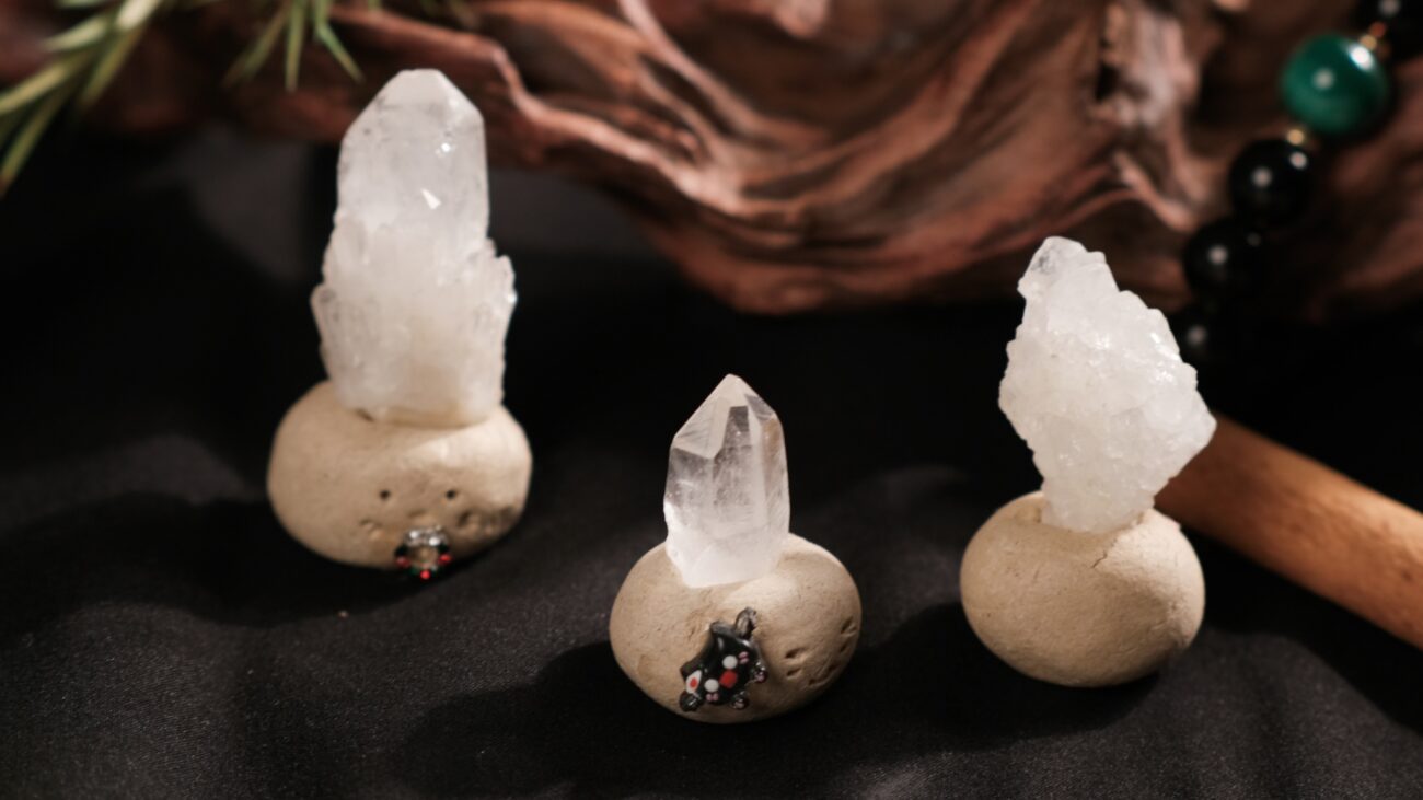 Crystals as Personal Talismans: Meaning and Belief 4 - Tanfog Crystals as Personal Talismans: Meaning and Belief 3 - Tanfog