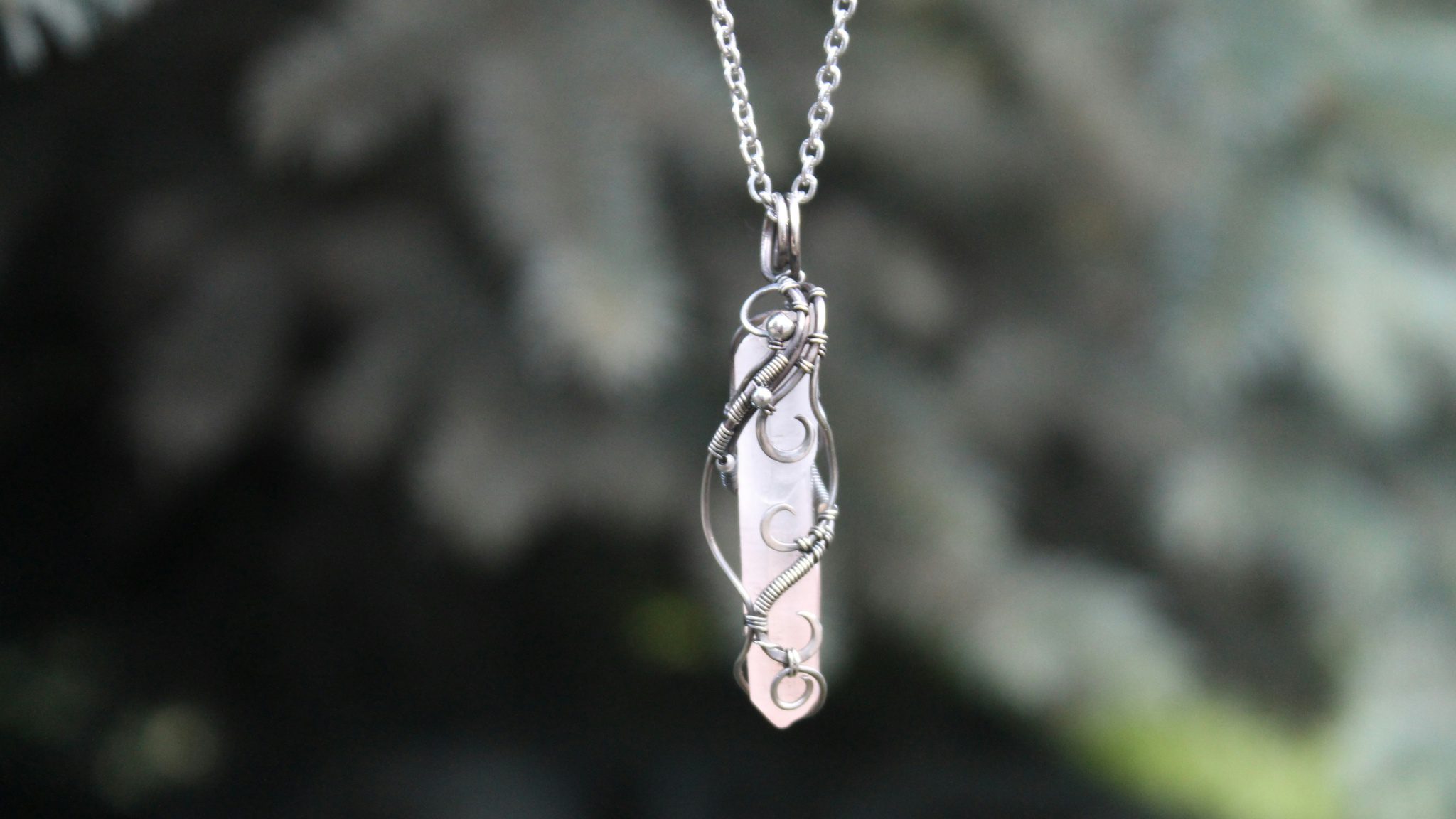 How to Choose a Crystal Necklace for Emotional Balance6