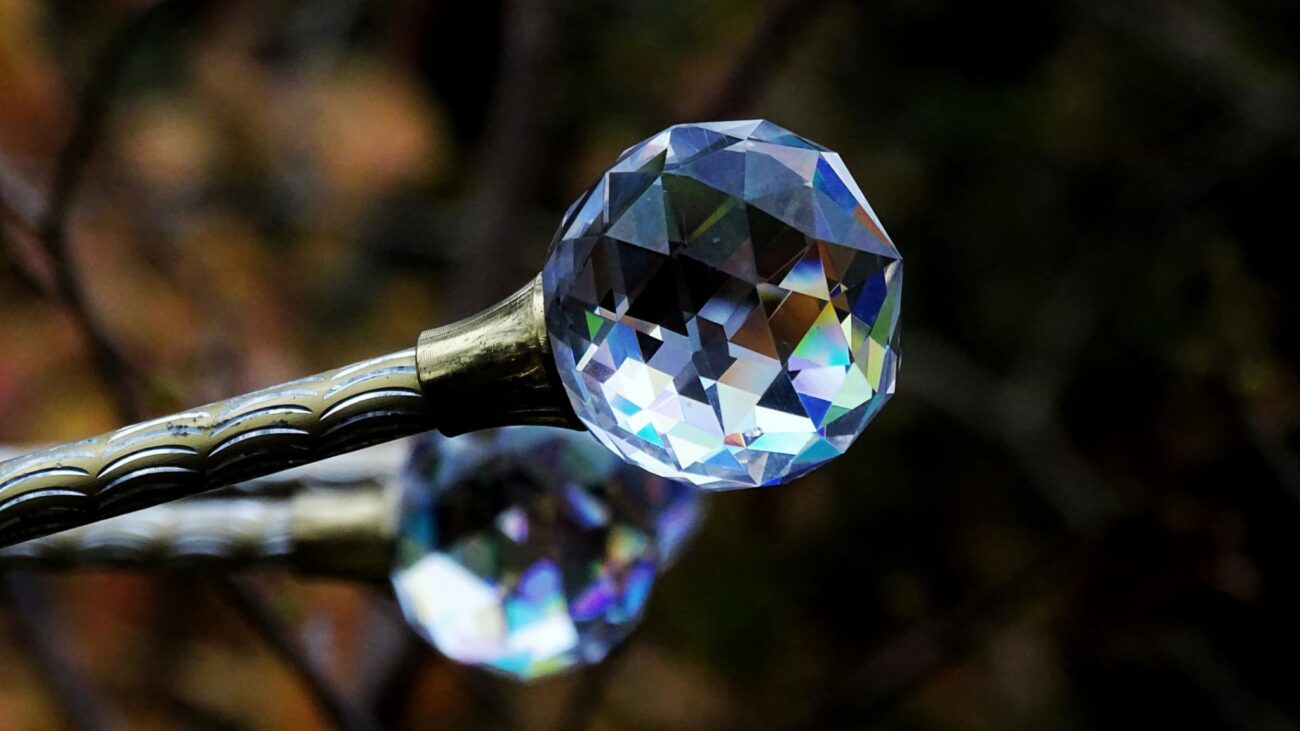 The Symbolic Meaning of Crystals in Different Cultures 4 - Tanfog