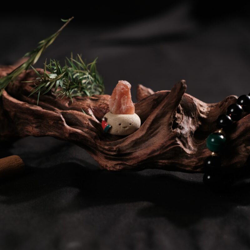 emotional-support-crystal-potato23