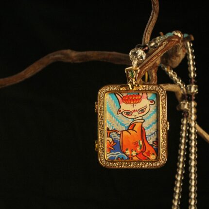 festive-fox-spirit-good-fortune-locket