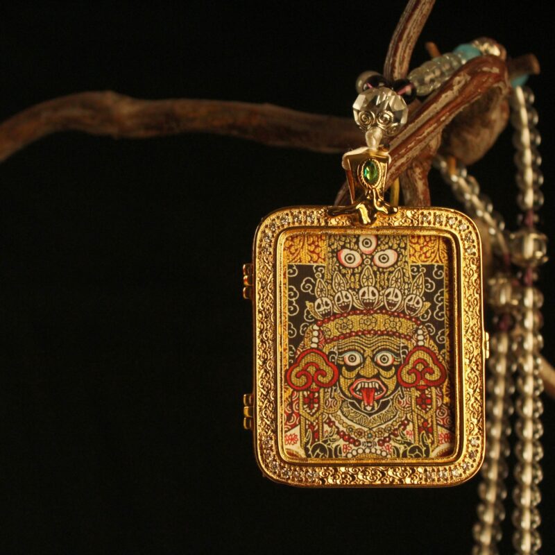 wrathful-protector-mask-face-of-glory