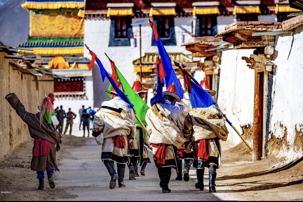 Thangka Painting: A Sacred Scroll's Journey 3 - Tanfog Thangka Painting: A Sacred Scroll's Journey 2 - Tanfog